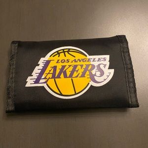 BRAND NEW LOS ANGELES LEKERS LOGO VELCRO WALLET